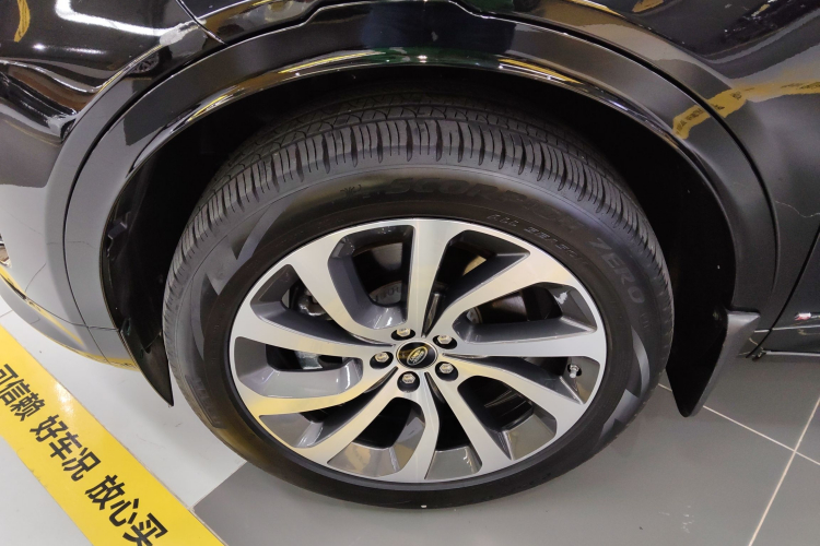 路虎 发现运动版 2020款 249PS R-Dynamic 性能版车身外观6007