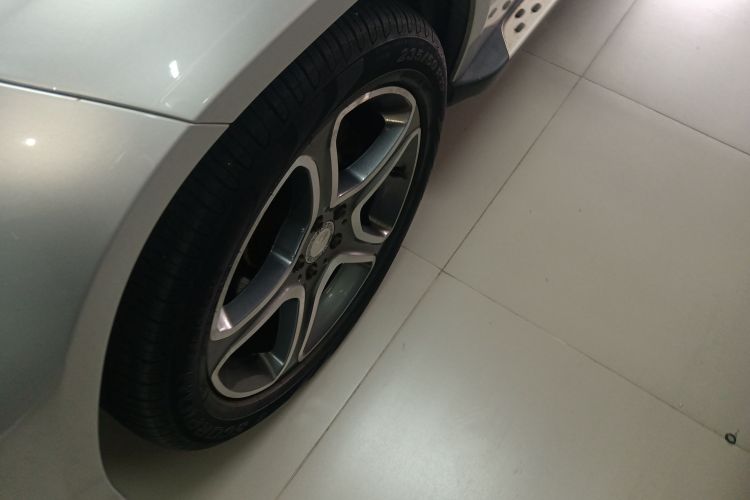 奔驰GLK级 2015款 GLK 300 4MATIC 时尚型 极致版车身外观6007