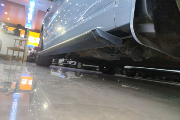 理想汽车 理想ONE 2021款 增程6座版局部细节9001