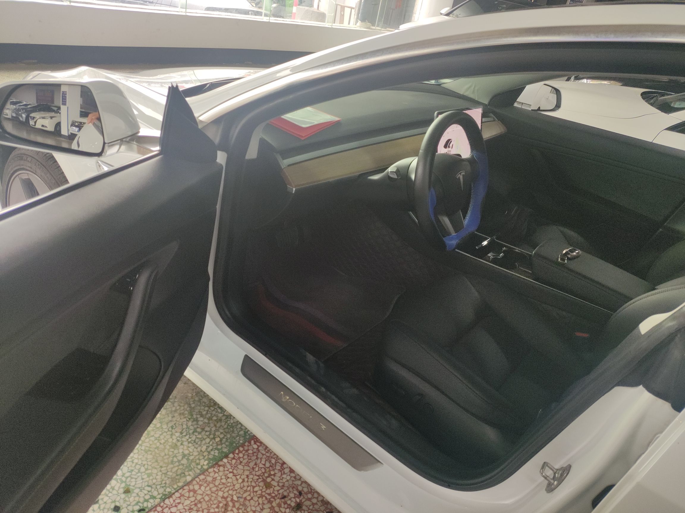 特斯拉 Model 3 2019款 标准续航后驱升级版