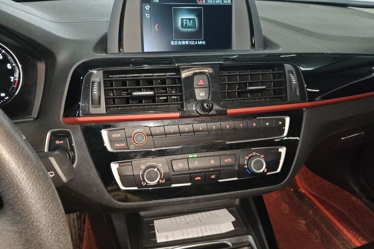 宝马1系(进口) 2018款 118i 运动设计套装局部细节16