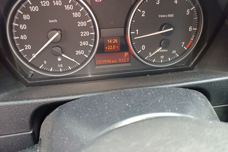 宝马X1 2013款 sDrive18i 时尚型中控内饰15