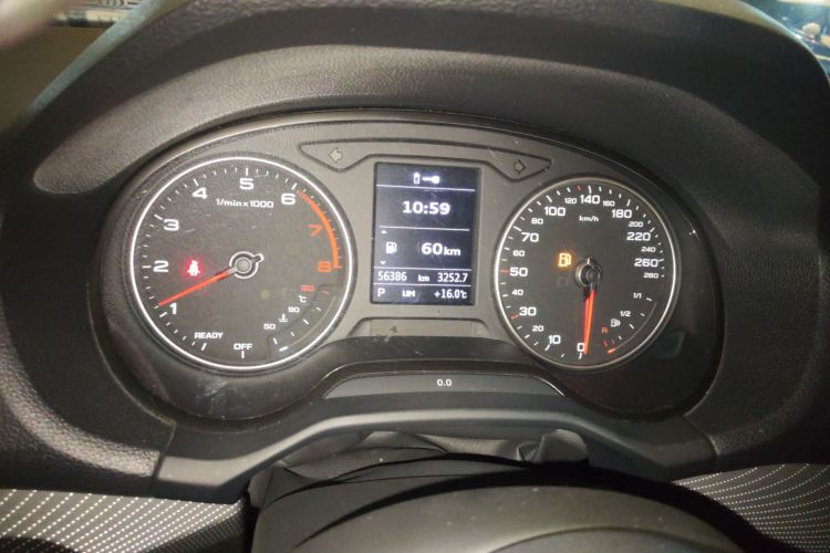 奥迪Q2L 2018款 35 TFSI 上市专享版 国VI中控内饰14