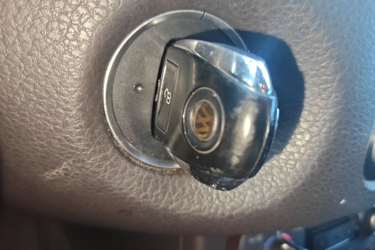 大众 途锐 2014款 3.0TSI 新锐版中控内饰11