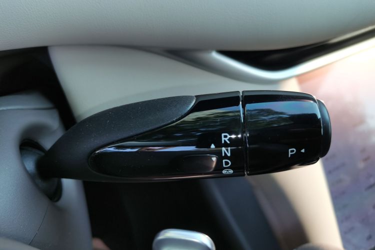 智己汽车 智己LS6 2023款 Max 标准版中控内饰18