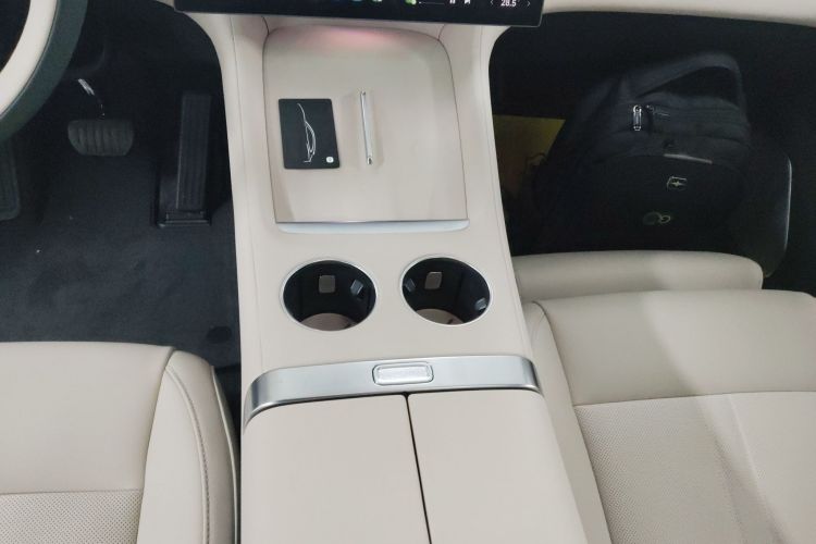 小米汽车 小米YU7 2025款 超长续航后驱版局部细节18