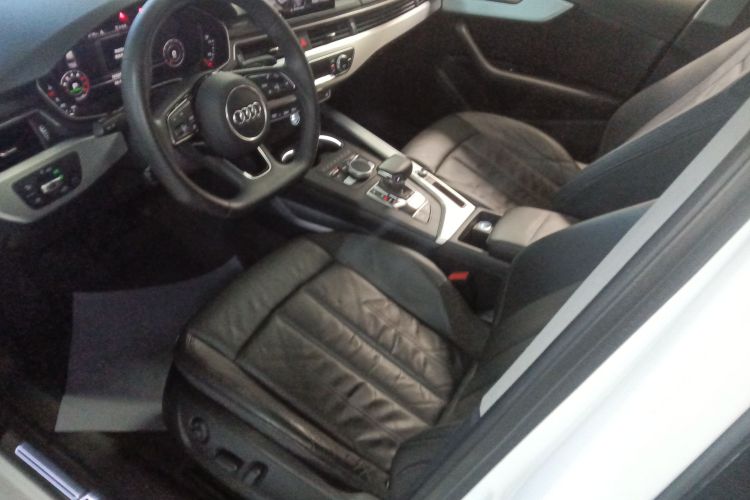 奥迪A4L 2019款 40 TFSI 运动型 国VI局部细节19