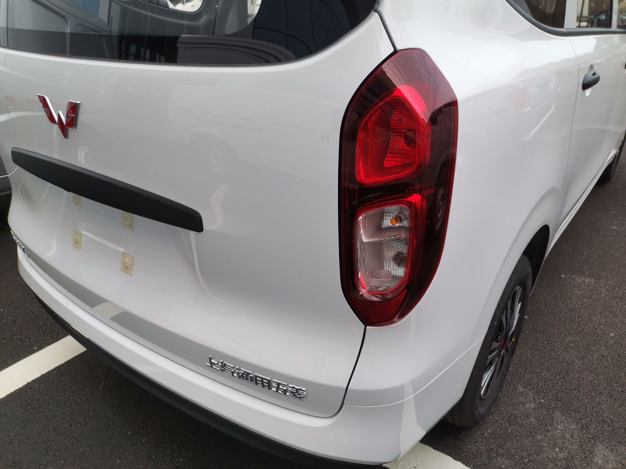 五菱汽车 五菱宏光新能源 2024款 纯电版 300KM 标准型