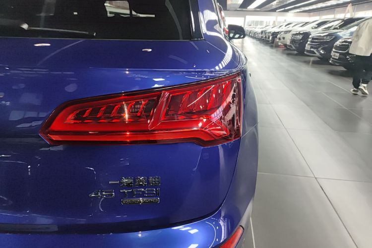 奥迪Q5L 2020款 45 TFSI 尊享时尚型车身外观6006