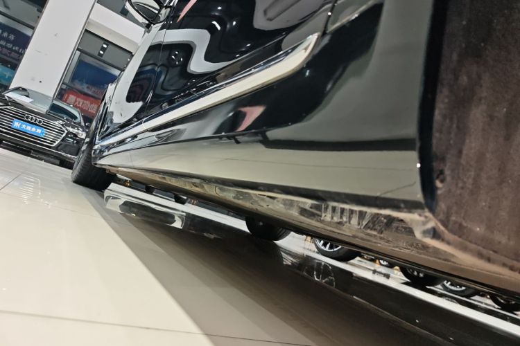 宝马7系 2019款 改款 730Li M运动套装局部细节9002