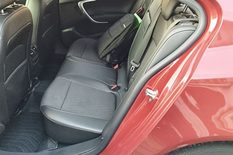 别克 君威 2015款 1.6T 领先技术型中控内饰21