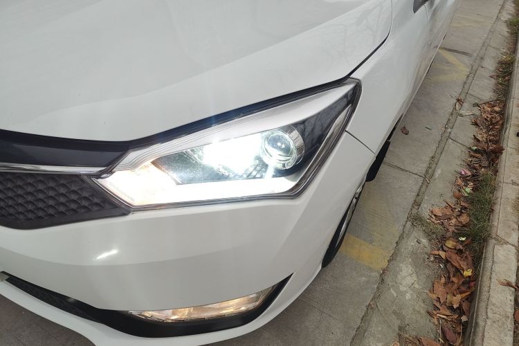 海马M3 2016款 1.5L 手动舒适型局部细节36