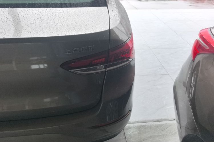 别克 英朗 2018款 15T 双离合进取型 国V车身外观9