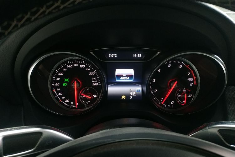 奔驰CLA 2018款 CLA 200 时尚型中控内饰14