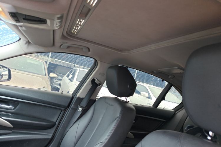 宝马3系 2015款 316Li 时尚型局部细节22