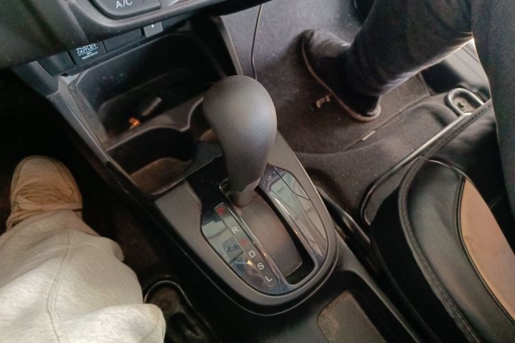 本田 飞度 2018款 1.5L CVT舒适天窗版中控内饰18