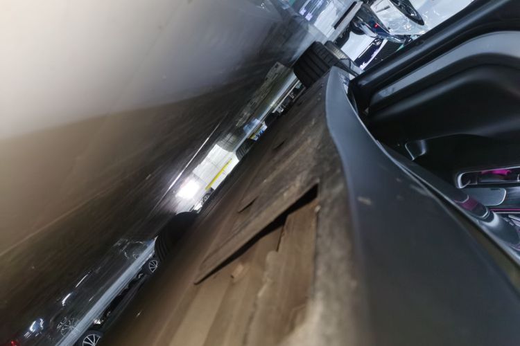 小鹏P7 2022款 670N+局部细节9002