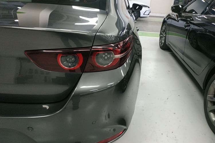 马自达3 昂克赛拉 2023款 2.0L 自动质雅版车身外观6006