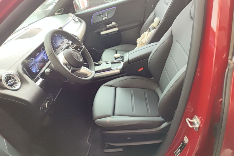 奔驰EQA 2025款 EQA 260中控内饰19