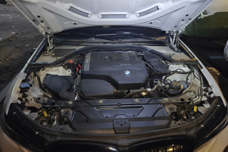 宝马3系 2022款 改款 325i M运动曜夜套装局部细节24