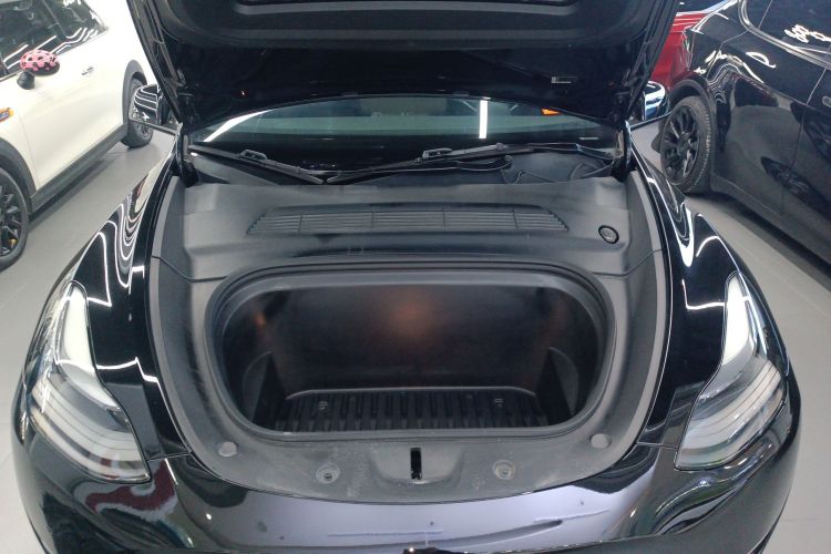 特斯拉 Model Y 2021款 标准续航后驱版机舱底盘24