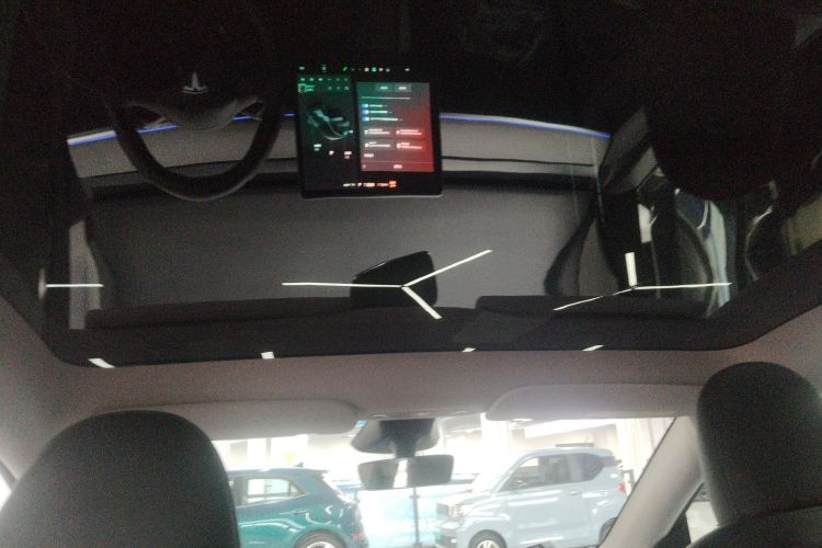 特斯拉 Model Y 2024款 后轮驱动版中控内饰22