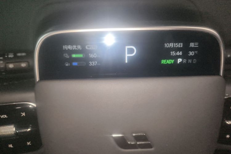 理想汽车 理想L8 2023款 Air中控内饰14