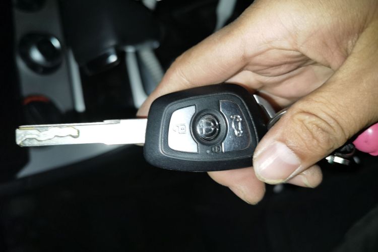 中华H530 2017款 1.6L 自动舒适型中控内饰7001