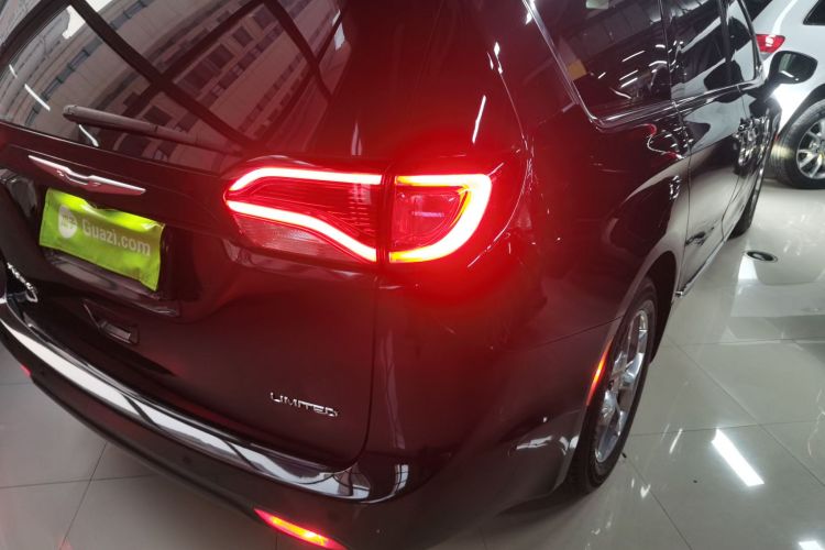 克莱斯勒 大捷龙(进口) 2017款 3.6L 尊享版车身外观9