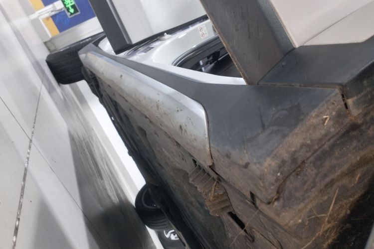 宝马X1 2018款 xDrive20Li 豪华型局部细节9001