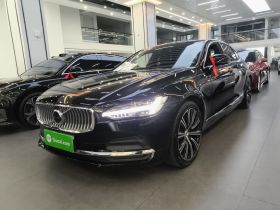 沃尔沃S90 2024款 B5 智远豪华版