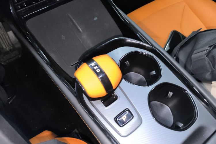 长安UNI-V 2025款 第三代 2.0T 劲擎型中控内饰18