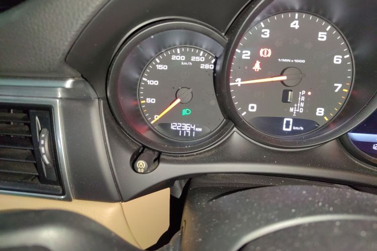 保时捷 2017款  Macan 2.0T中控内饰15