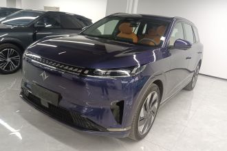 东风奕派 eπ008 2025款 210Ultra增程版 5座