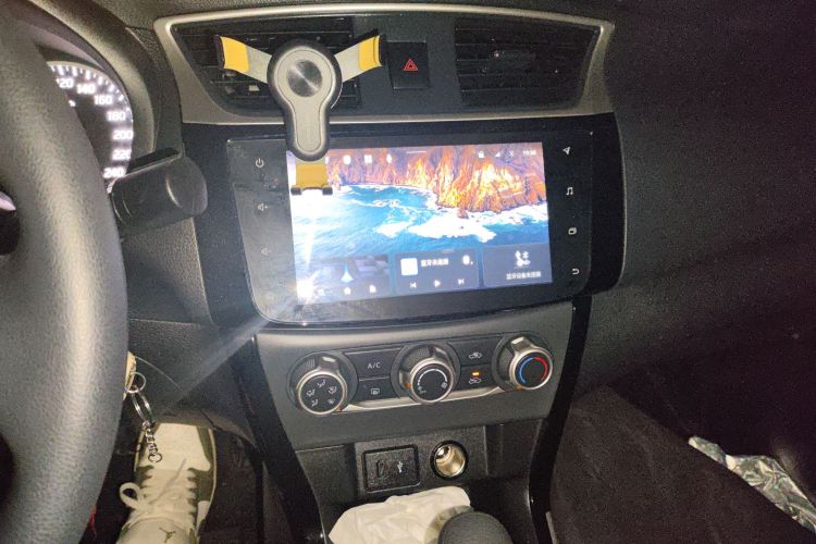 日产 轩逸 2022款 经典 1.6XL CVT豪华版中控内饰16