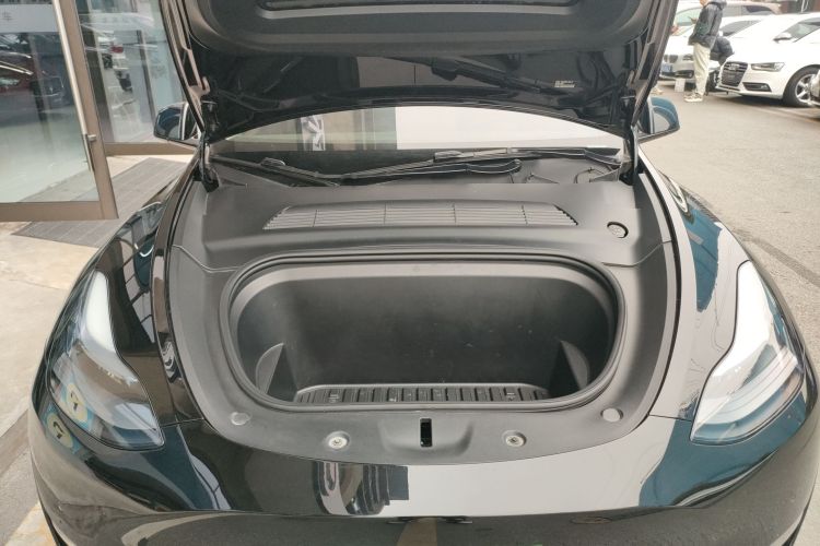 特斯拉 Model Y 2022款 长续航全轮驱动版机舱底盘24