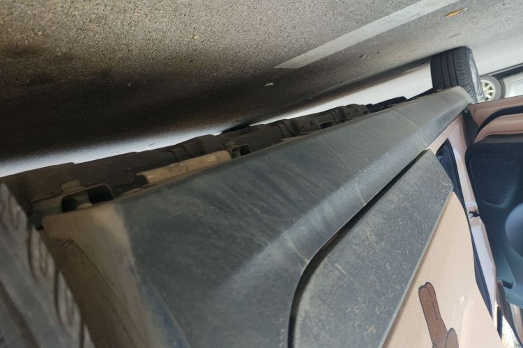 零跑汽车 零跑T03 2021款 400轻享版 磷酸铁锂局部细节9002