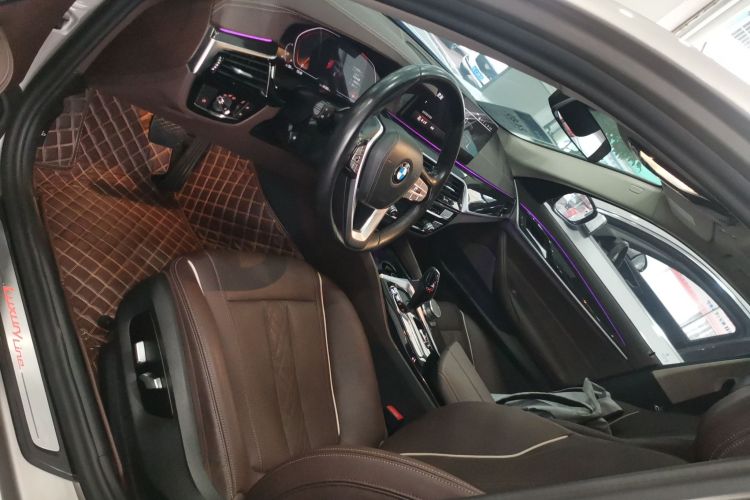 宝马5系 2022款 改款二 525Li 豪华套装局部细节19