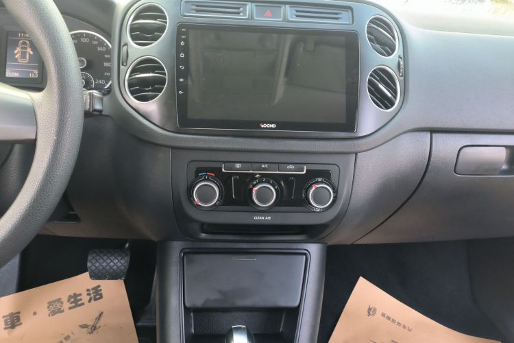 大众 途观 2017款 300TSI 自动两驱丝绸之路风尚版中控内饰16