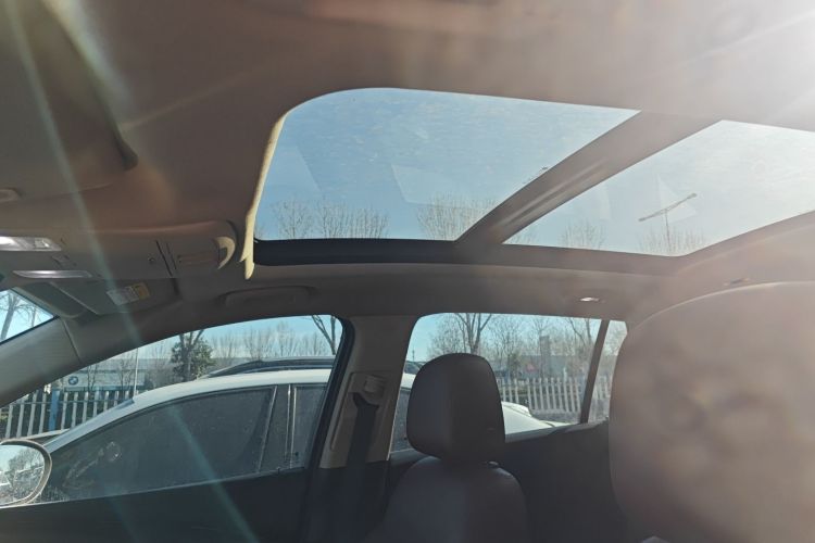 别克 昂科威 2017款 20T 两驱精英型局部细节22