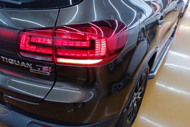 大众 途观 2013款 1.8TSI 自动四驱豪华型车身外观6006