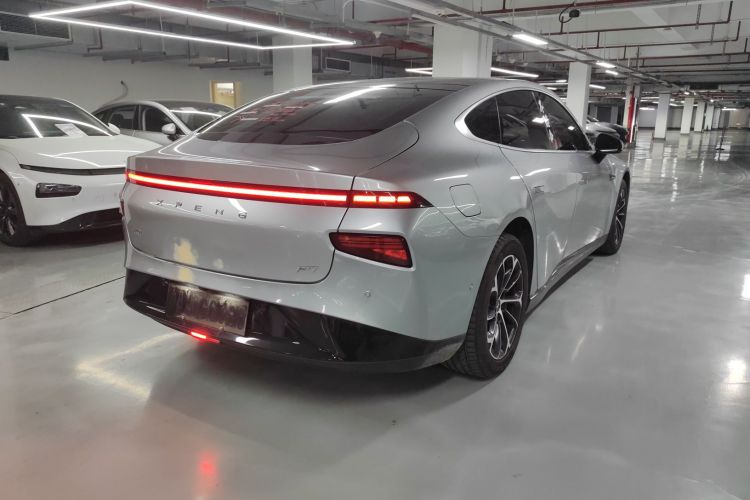 小鹏P7 2020款 670N车身外观6005