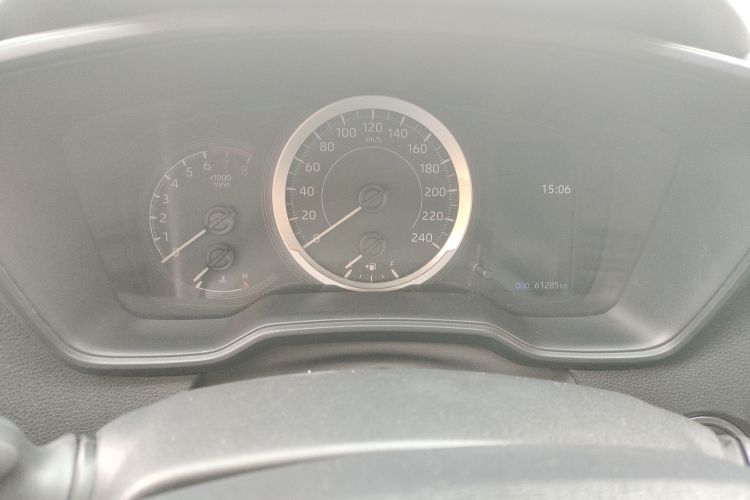 丰田 雷凌 2021款 185T CVT豪华版中控内饰14