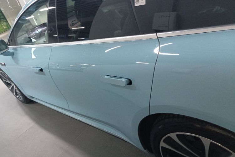 鸿蒙智行 智界S7 2024款 Ultra 四驱旗舰版车身外观6003