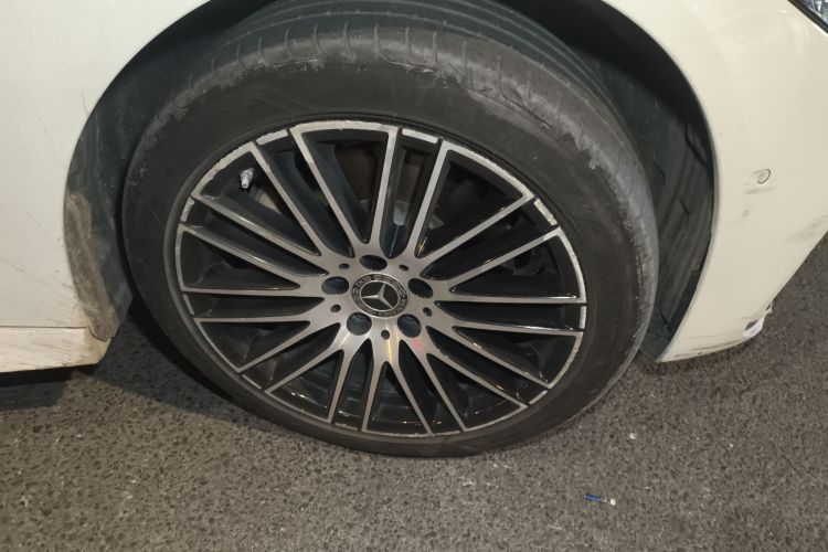 奔驰C级 2022款 C 260 L 运动版车身外观10