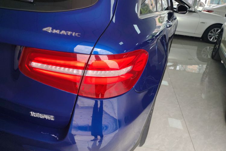奔驰GLC 2019款 GLC 260 L 4MATIC 动感型车身外观9