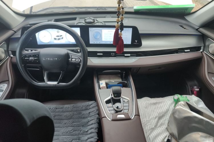 奇瑞 瑞虎8 PRO 2024款 冠军版 390T 两驱巅峰版 5座中控内饰12