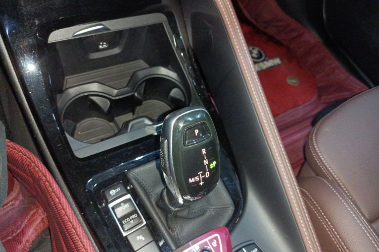 宝马X1 2020款 xDrive25Li 尊享型局部细节18