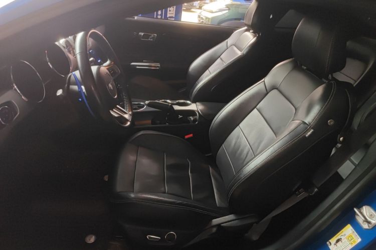 福特 Mustang 2017款 2.3T 性能版局部细节19