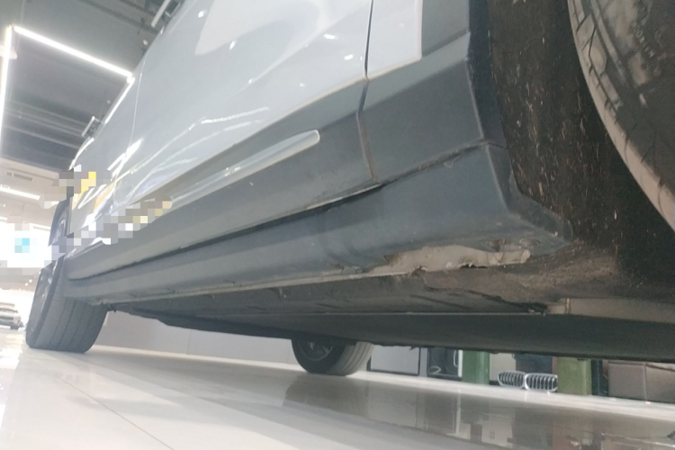 零跑汽车 零跑C11 2023款 增程 285智享版局部细节9001